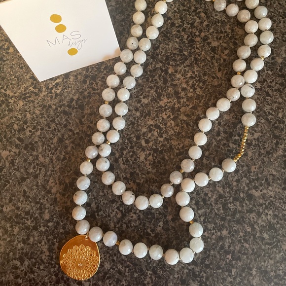 GENUINE MOONSTONE LAYER NECKLACE💕 - Picture 3 of 5